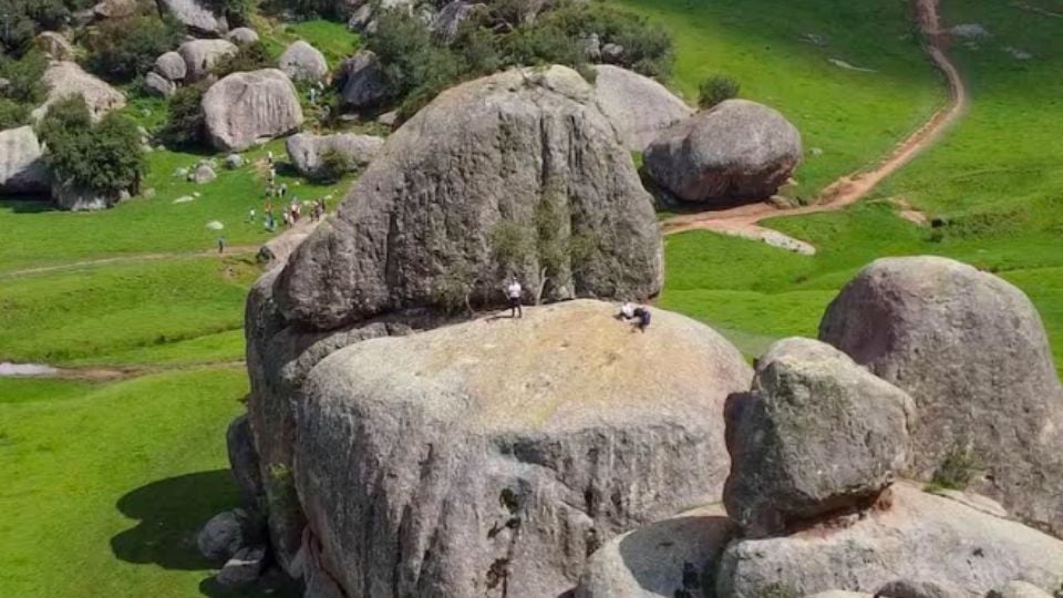 “Las Piedrotas”: así es el misterioso lugar donde habitaban ovnis